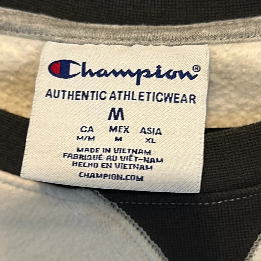 Champion Classic Crewneck Black and Cream Sweater - Picture 2 of 7
